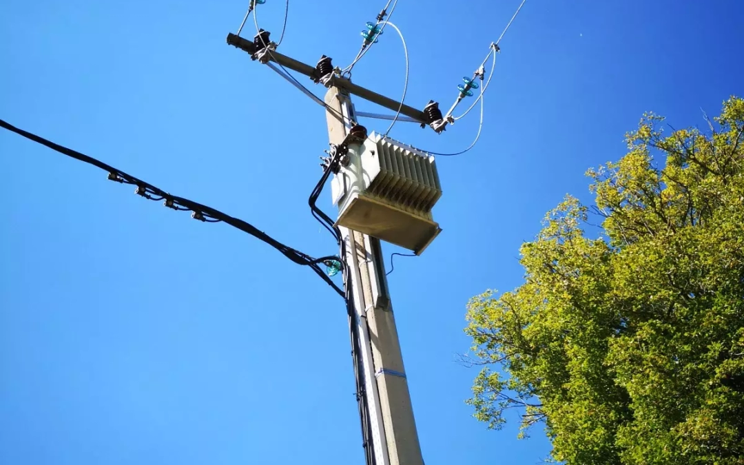 ce-sont-ces-lignes-electriques-moyenne-tension-ou-hta-de-20-000-volts-qui-seront-remplacees-fabrice-dufaud-1564422980